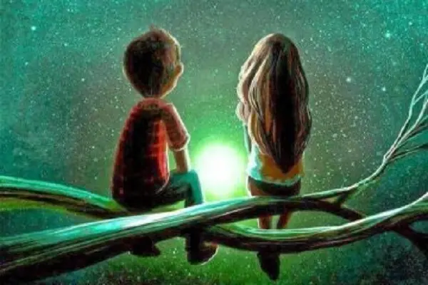 des enfants assis sur une branche d'arbre spectaculaire